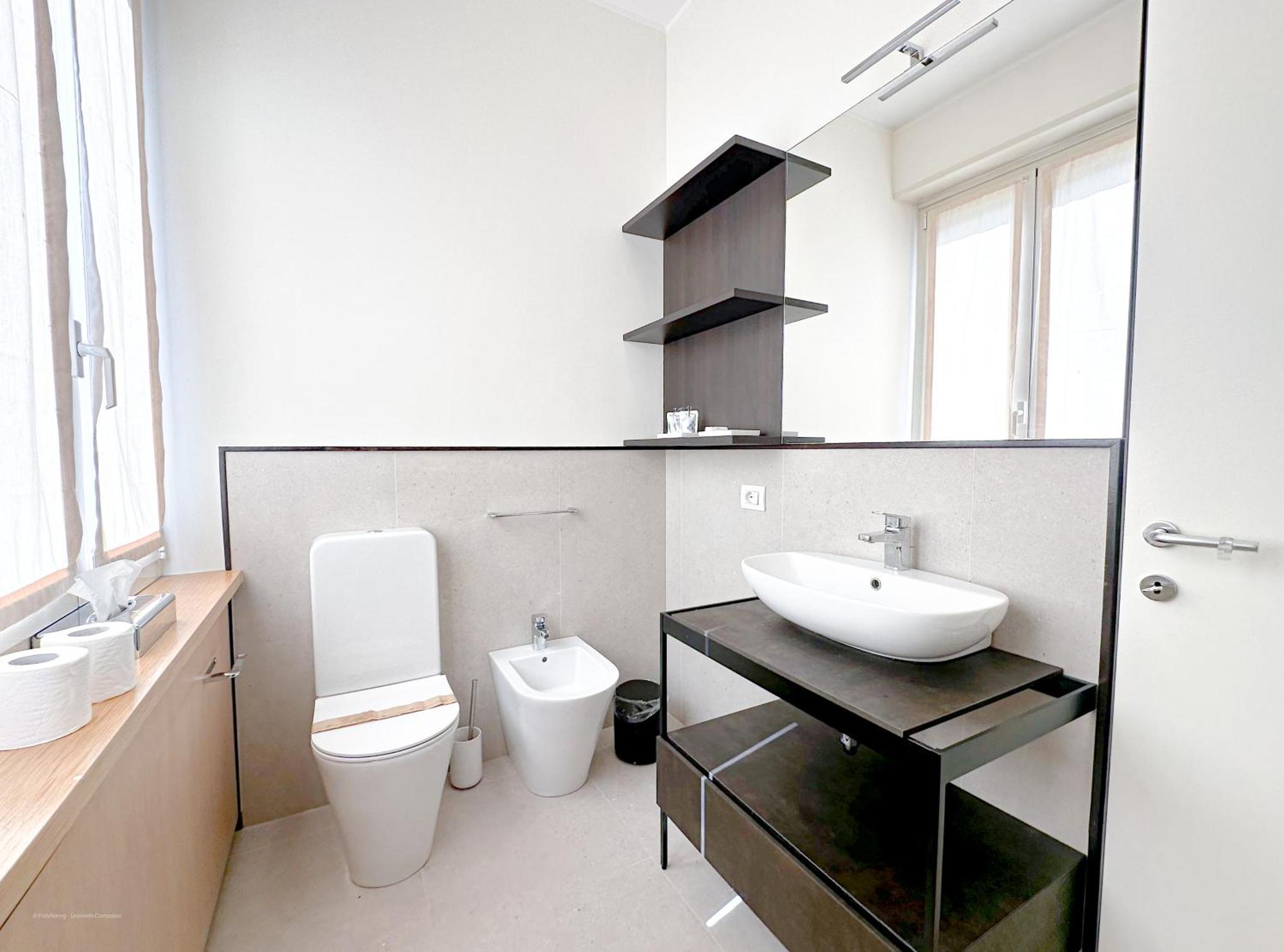Fontana Suites - 15 Min Dal Duomo มิลาน ภายนอก รูปภาพ